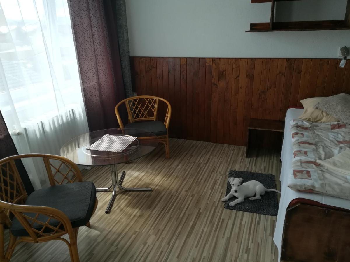 Garni Hotel Liptovsky Mikulas Luaran gambar