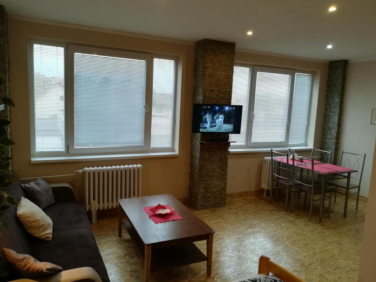 Garni Hotel Liptovsky Mikulas Luaran gambar