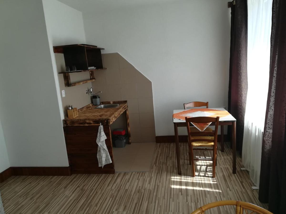 Garni Hotel Liptovsky Mikulas Luaran gambar